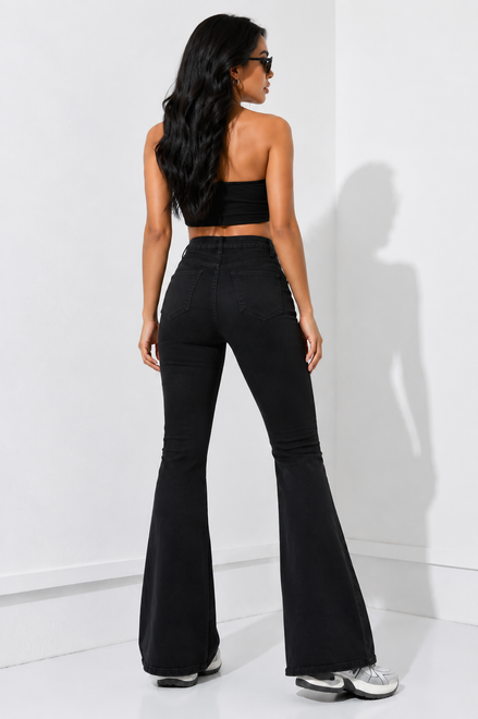 Women’s Wide-Leg Commuter Denim